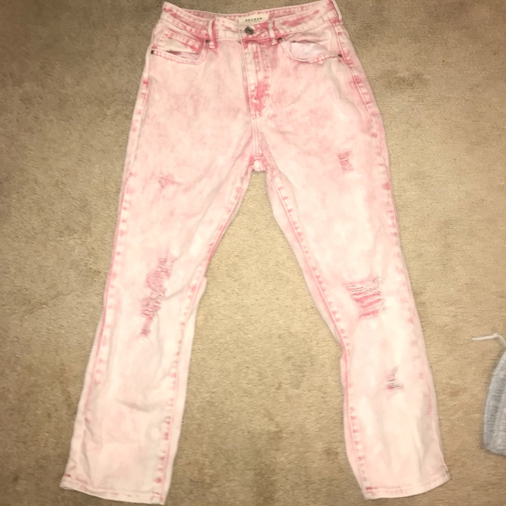 Acid wash mom jeans